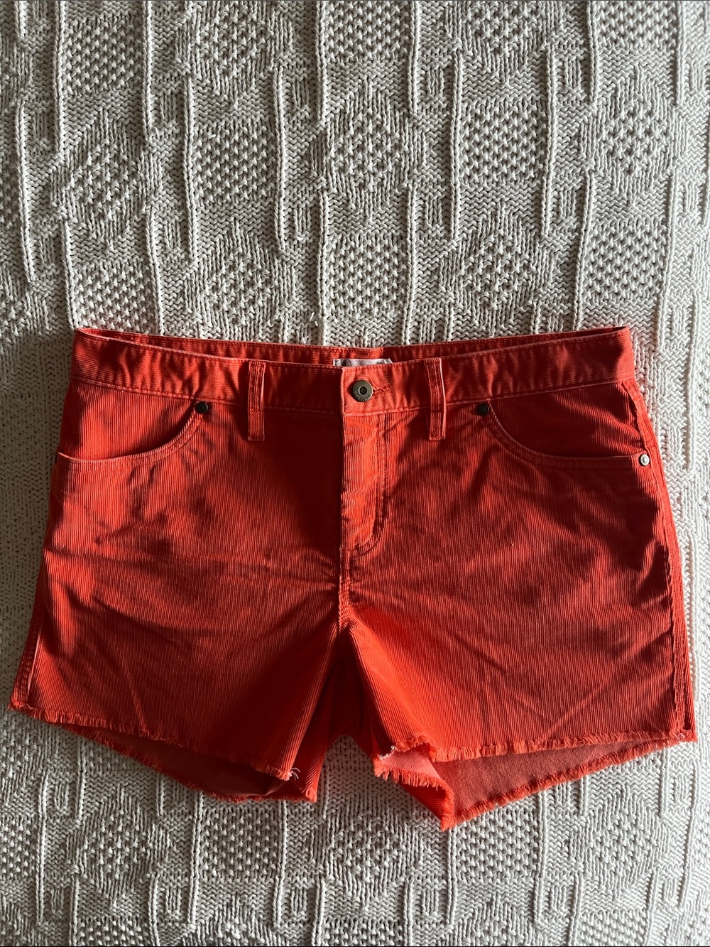 Carve Designs Oahu 4" Short in Poppy Sz 10